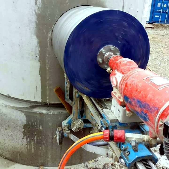 Große Bohrkrone im Einsatz – MÄK Bohr